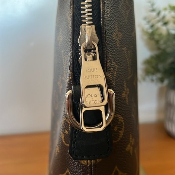 EUC LV Monogram Macassar Porte-Documents Jour Leather Bag - Picture 8 of 15